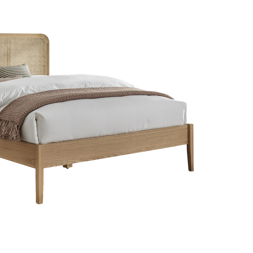 Giselle Bed