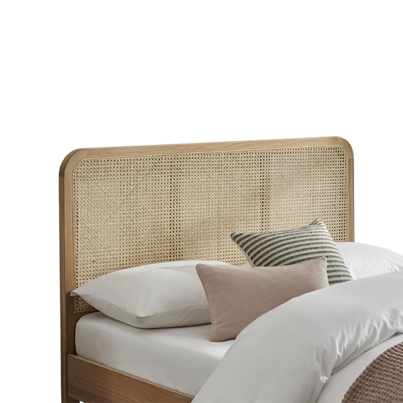 Giselle Bed