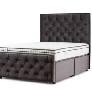 Carlton Set with Buttons and Footboard
