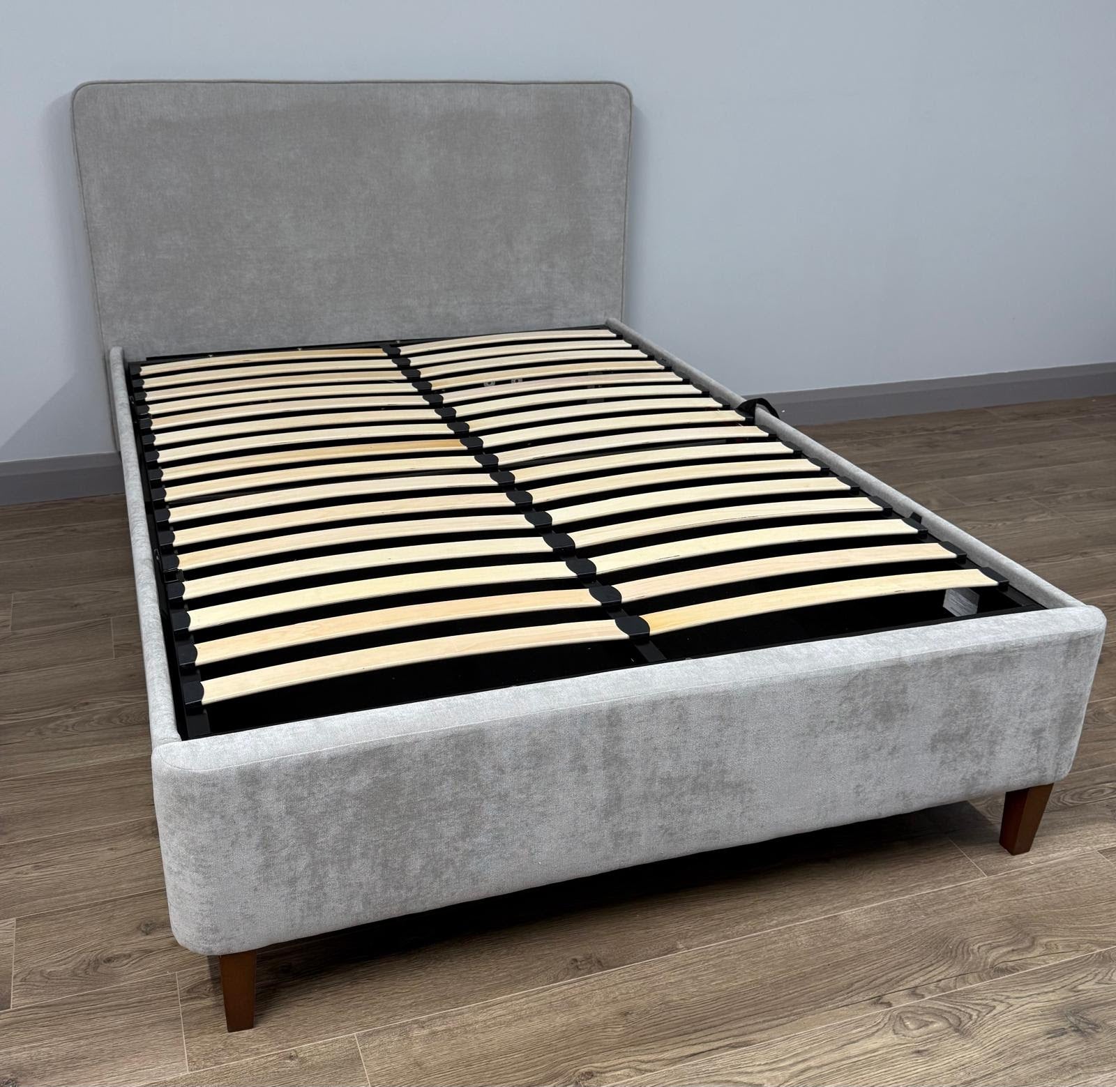 Leo Gas Lift Double Bed - Image 2