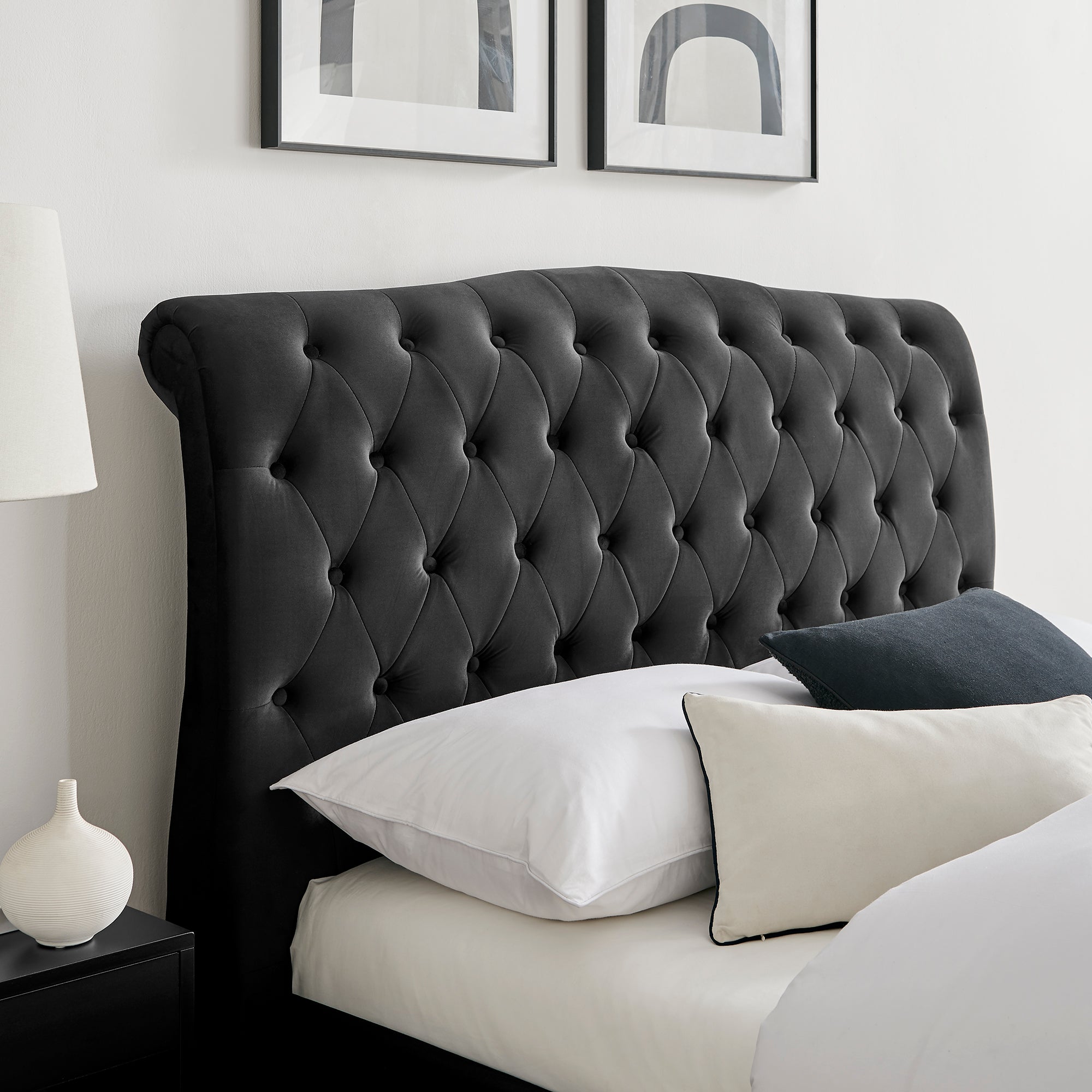 Rosa Black Velvet Bed - Image 2