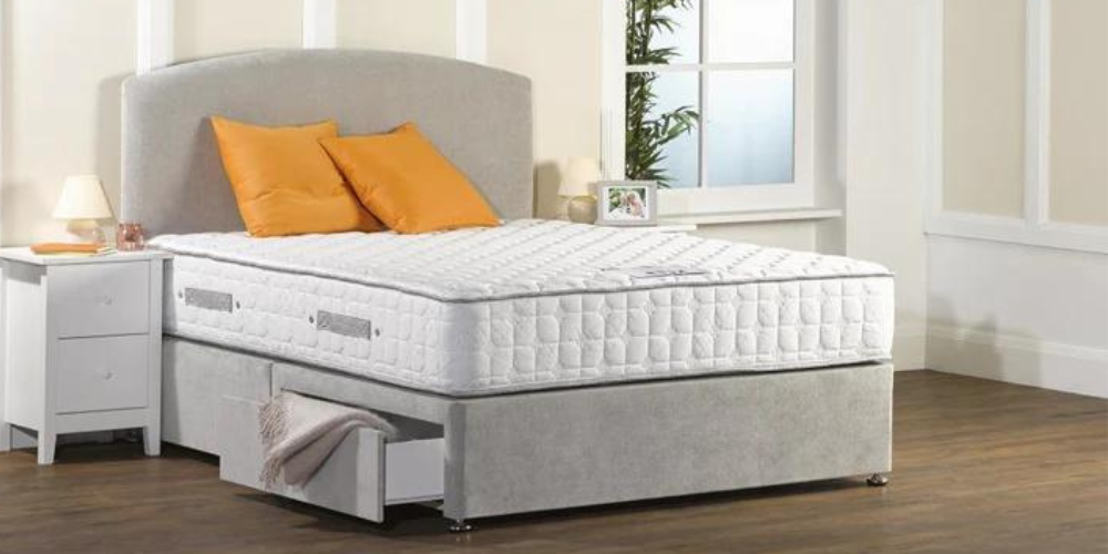 Cleaning mattresses